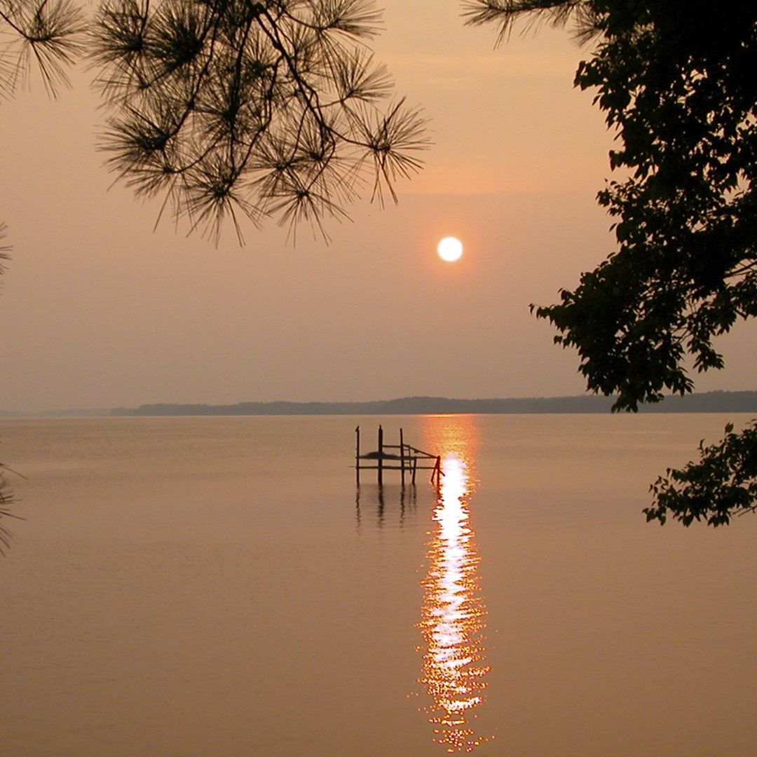 Photo-of-james-river-at-sunset-jamestown-4h-educational-center